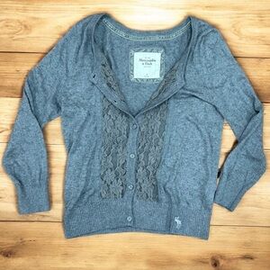 Y2K Abercrombie & Fitch Lace Button Cardigan Sweater Women’s size Medium Gray